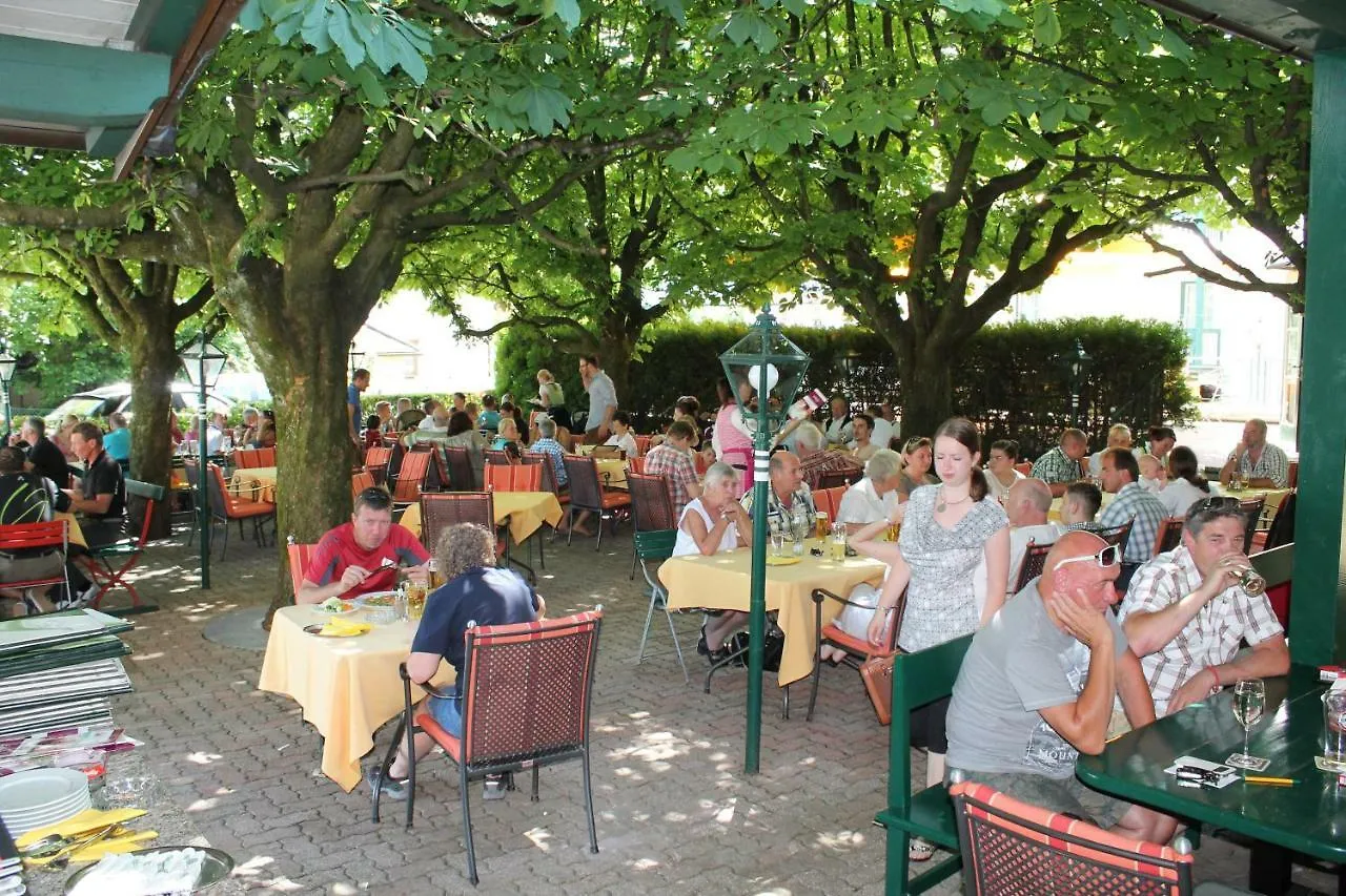 Hotel Brueckenwirt à Hallein