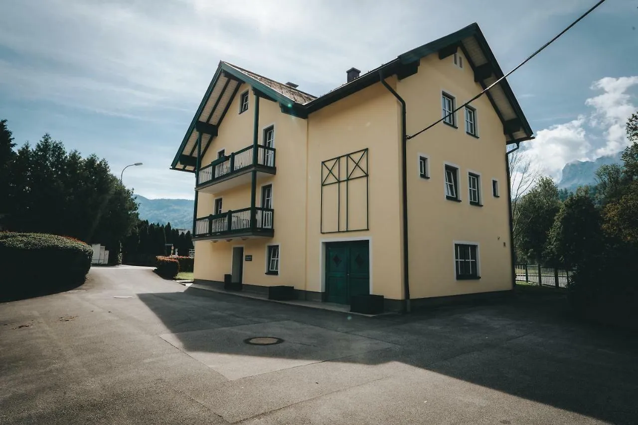 Hotel Brueckenwirt à Hallein