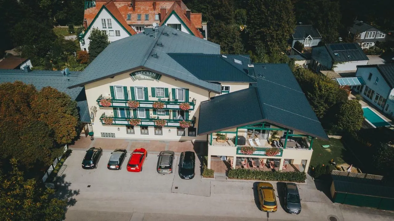 Hotel Brueckenwirt à Hallein